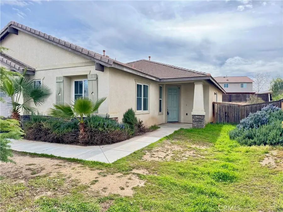 13831 Coolidge, Oak Hills, CA 92344 - #2