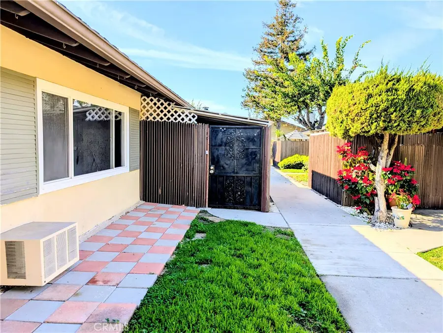 134 S Magnolia #11C, Anaheim, CA 92804 - #2