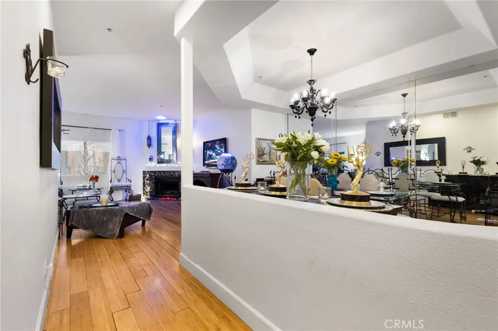 10626 Valley Spring #103, Toluca Lake, CA 91602 - #1