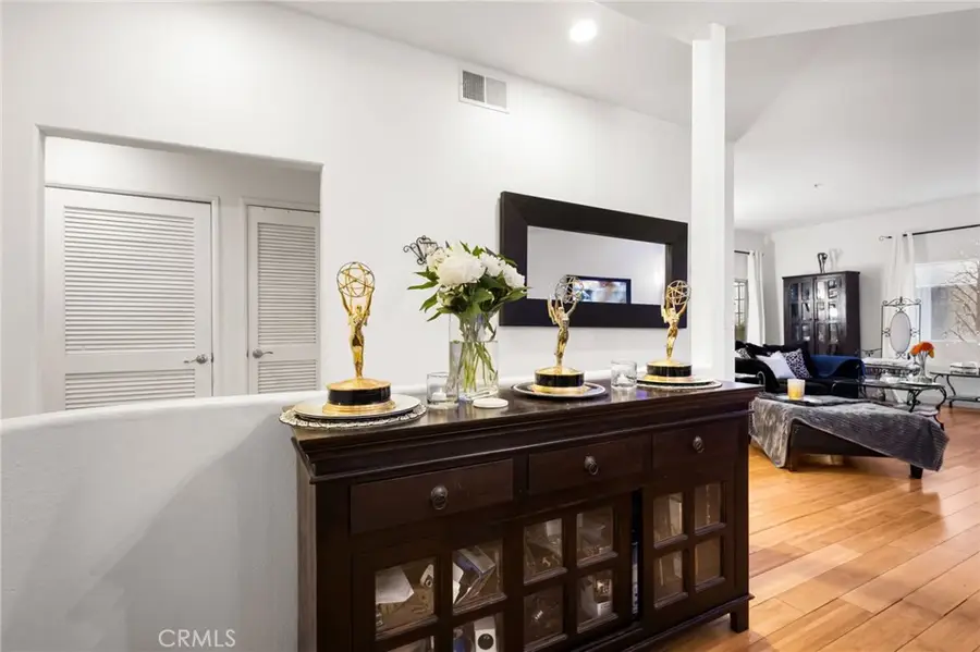 10626 Valley Spring #103, Toluca Lake, CA 91602 - #2