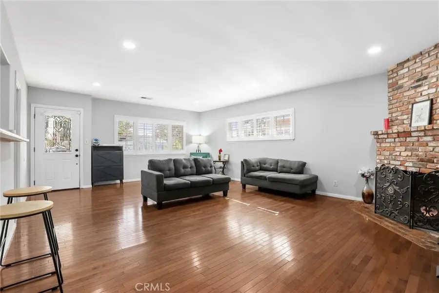 10525 Washington Avenue, South Gate, CA 90280 - #3