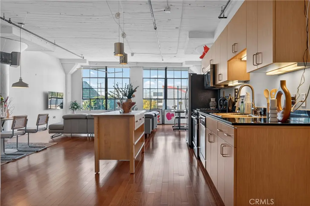 200 N San Fernando #315, Los Angeles, CA 90031 - #1