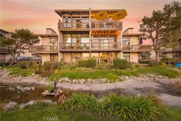 5322 Marina Pacifica Drive S, Long Beach, CA 90803