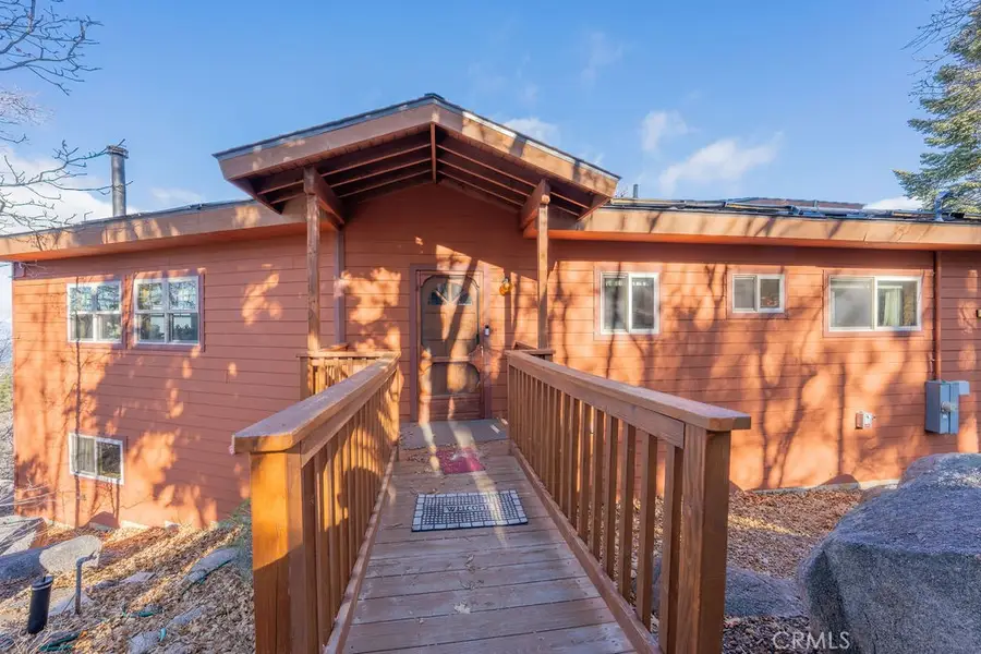 272 Manzanita Drive, Green Valley Lake, CA 92341 - #3