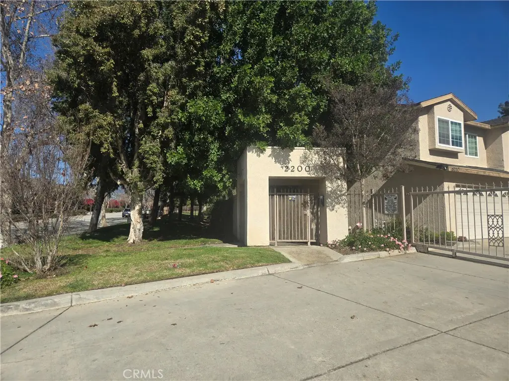 2260 N Towne, Pomona, CA 91767 - #1