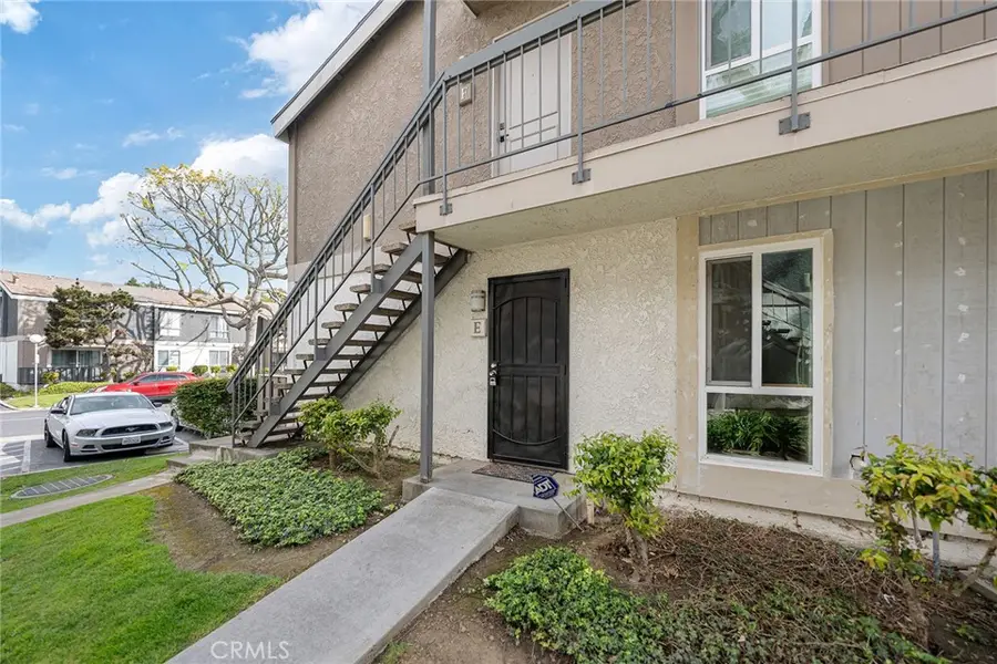 2845 S Fairview #E, Santa Ana, CA 92704 - #3