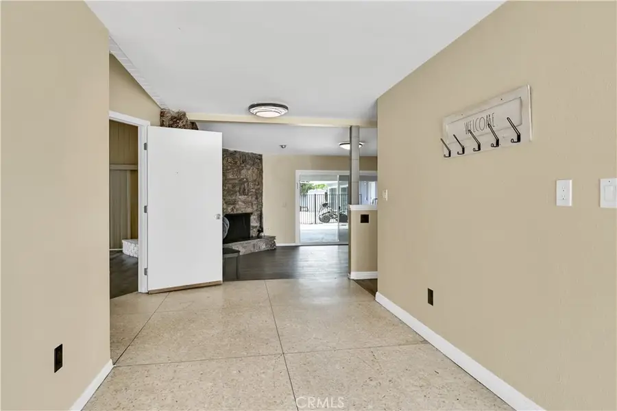 2550 W Rowland Avenue, Anaheim, CA 92804 - #3