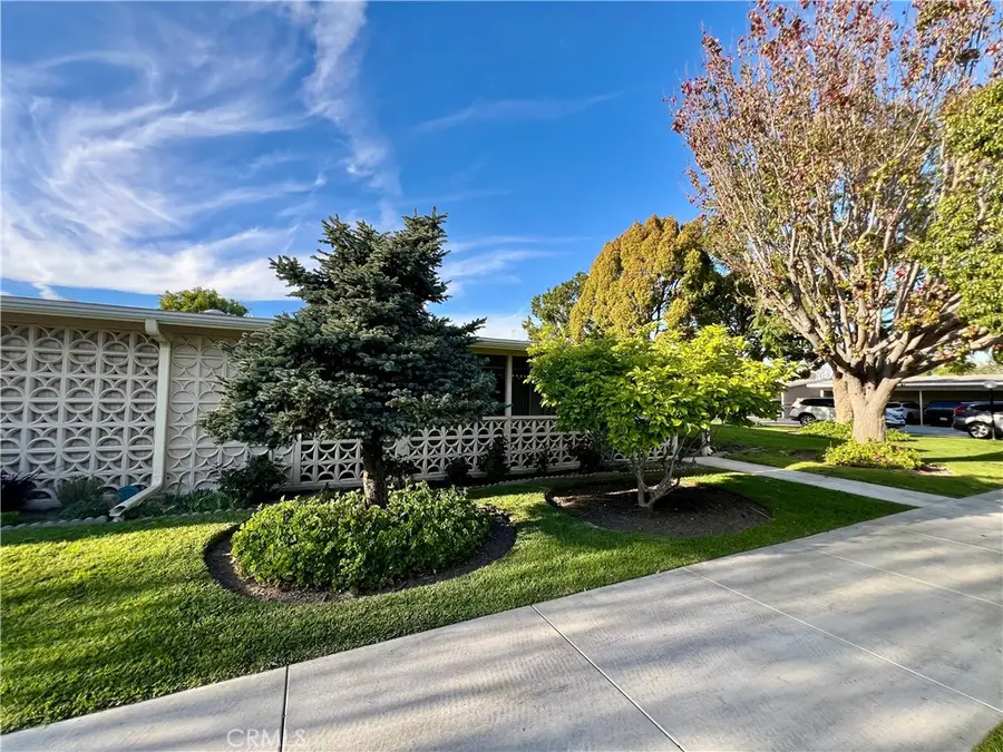 1730 Sunningdale Rd., M14-17a, Seal Beach, CA 90740 - #2