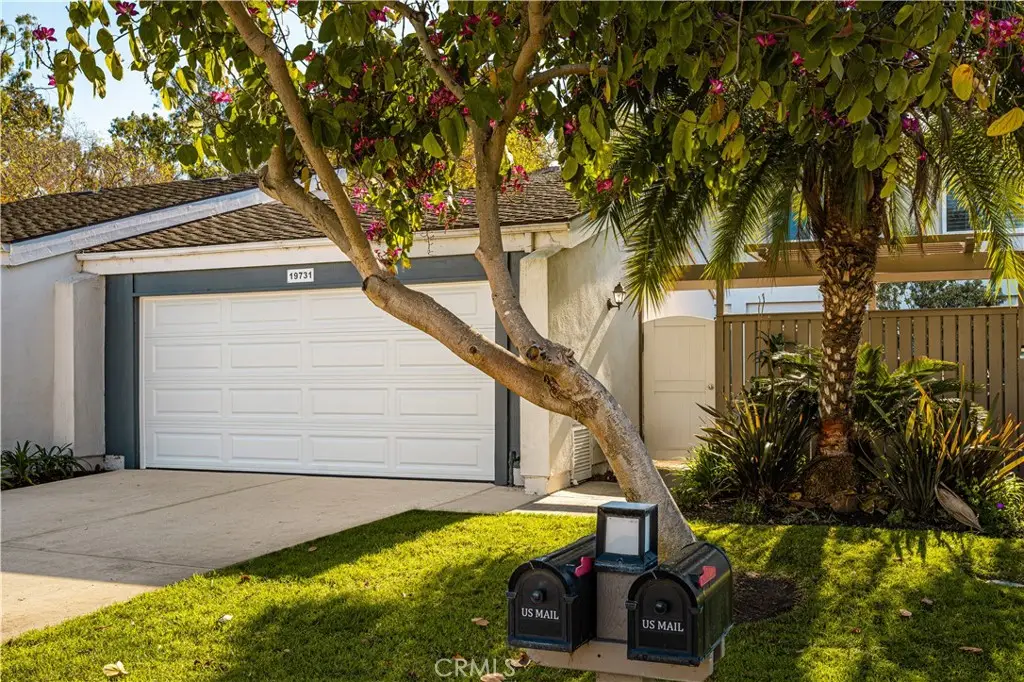19731 Shorecliff, Huntington Beach, CA 92648 - #1