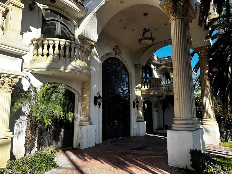 9355 Florence, Downey, CA 90240 - #2