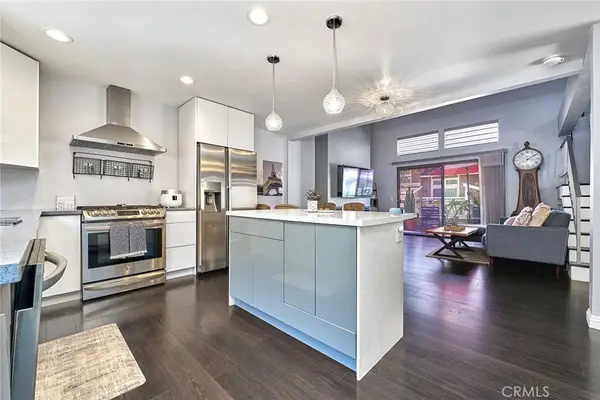 957 W Imperial #30, La Habra, CA 90631