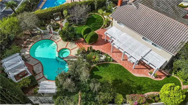 980 S Rutgers Circle, Anaheim Hills, CA 92807