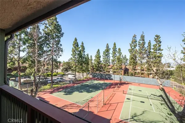 2512 E Willow Street #104, Signal Hill, CA 90755