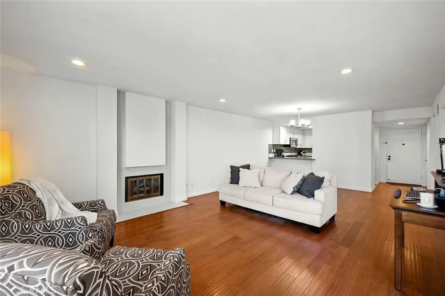 2512 E Willow Street #104, Signal Hill, CA 90755 - #3