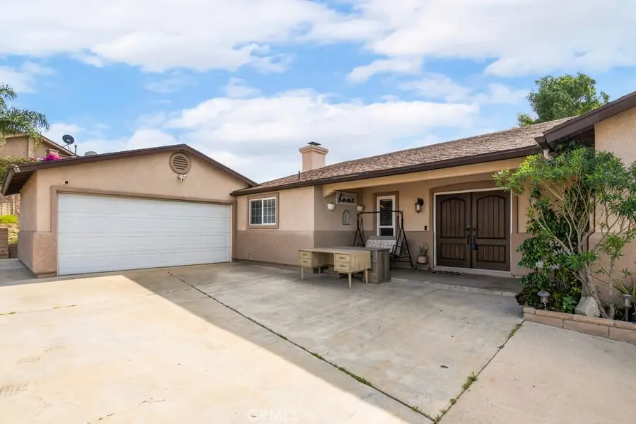 7233 Bel Air Street, Corona, CA 92881 - #3