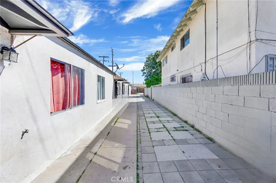 5517 Loma Vista, Maywood, CA 90270 - #3