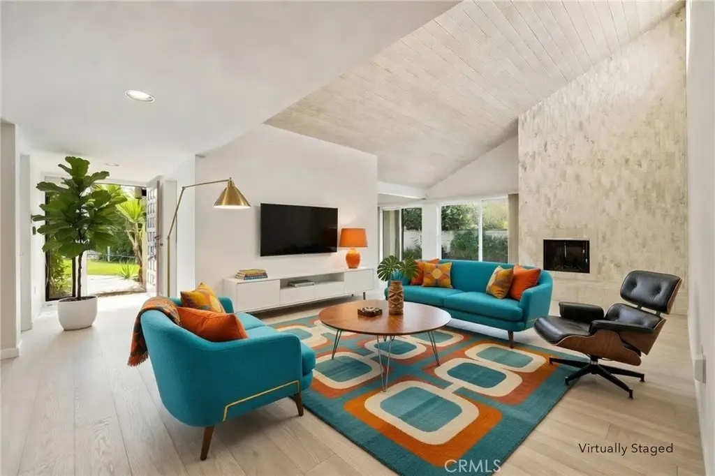 255 E Avenida Granada #211, Palm Springs, CA 92264 - #1