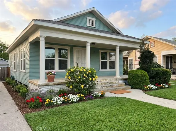 4239 S Raymond Avenue, Los Angeles, CA 90037