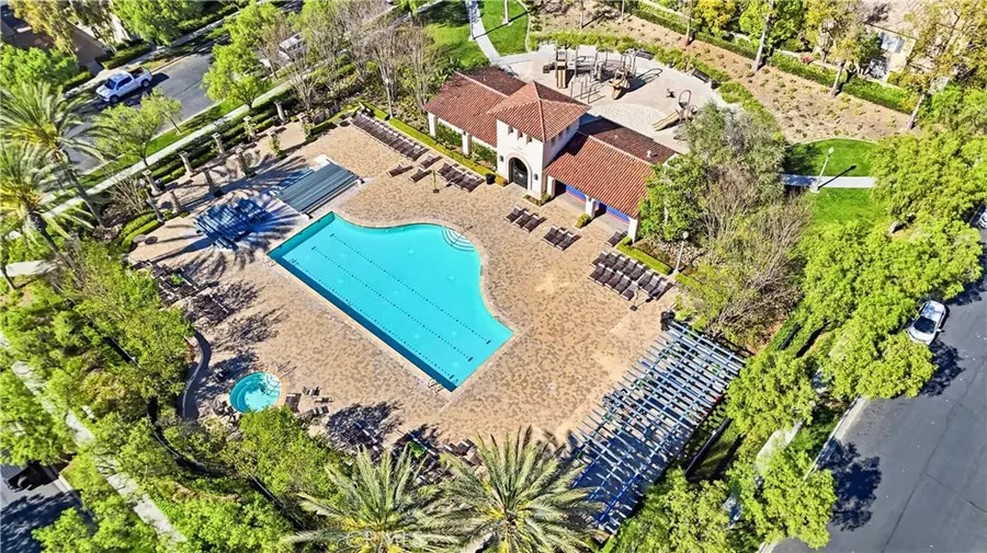 143 Lockford, Irvine, CA 92602 - #3