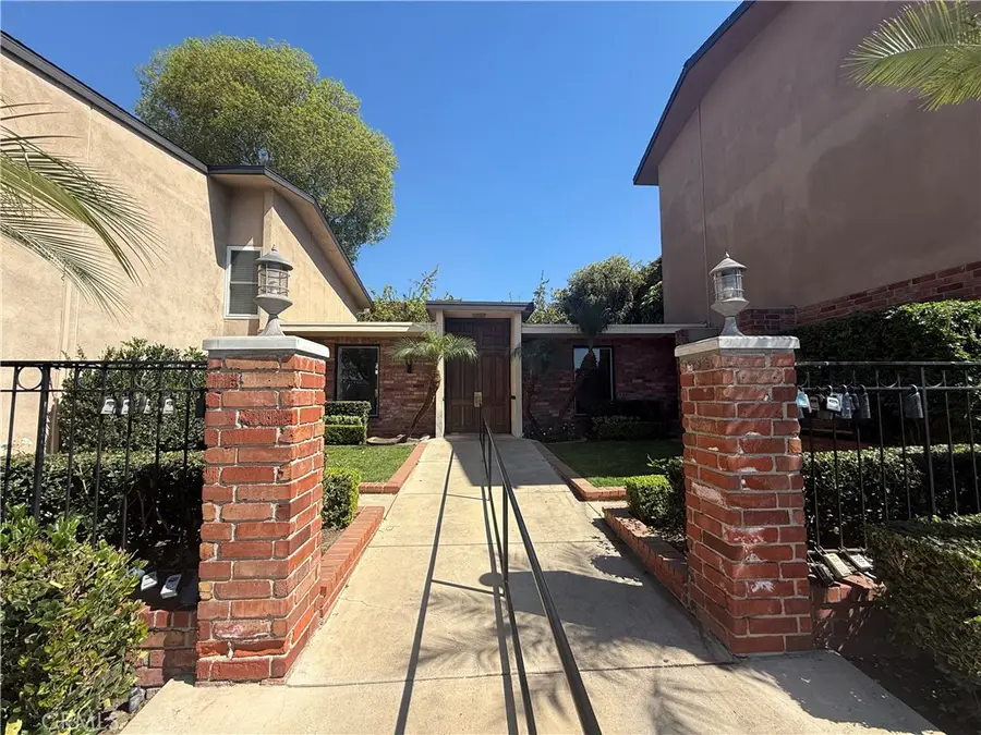 12200 Montecito Road #D221, Seal Beach, CA 90740 - #2