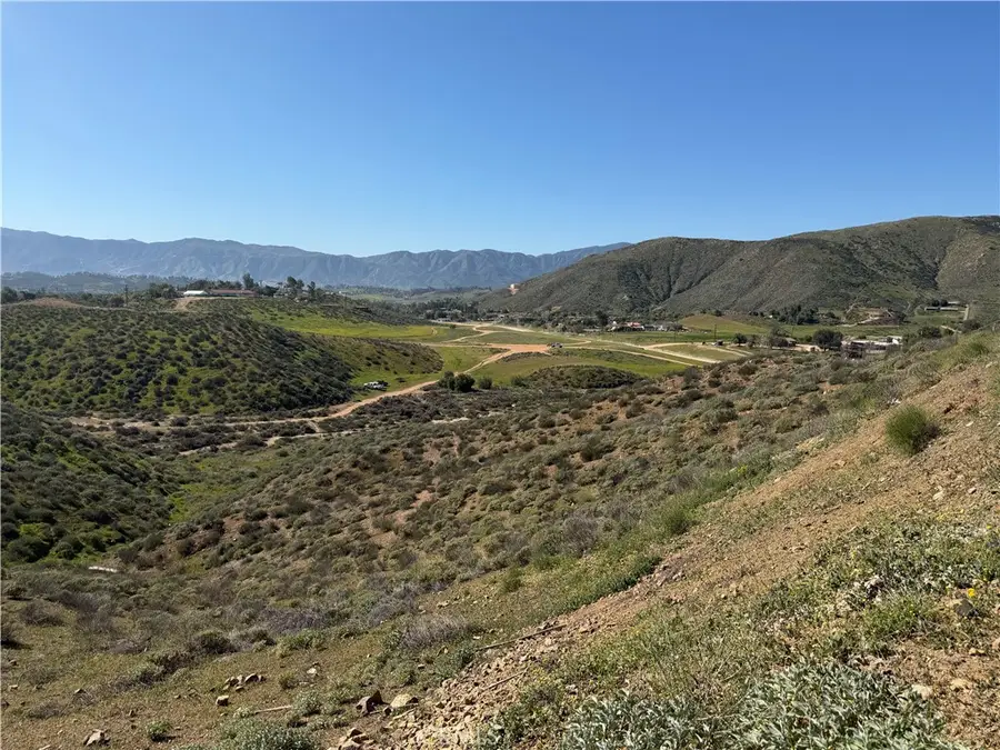 0 #3 347280029 Road, Lake Elsinore, CA 92532 - #2