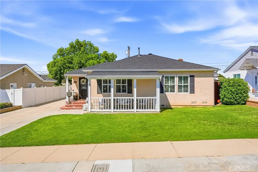 633 Laurel Avenue, Brea, CA 92821 - #1