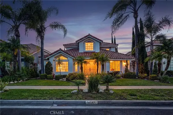 3545 Locust Avenue, Long Beach, CA 90807