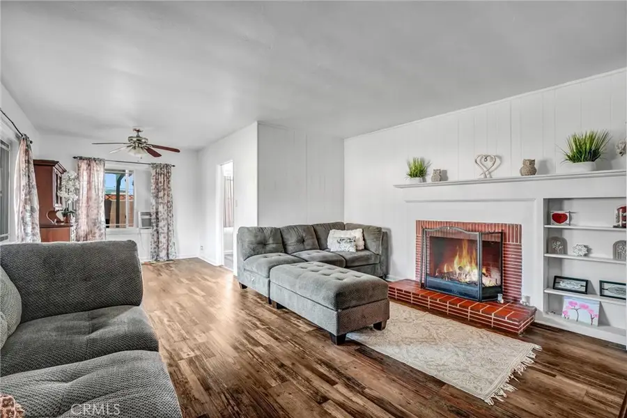 856 E Mcfadden Avenue, Santa Ana, CA 92707 - #3