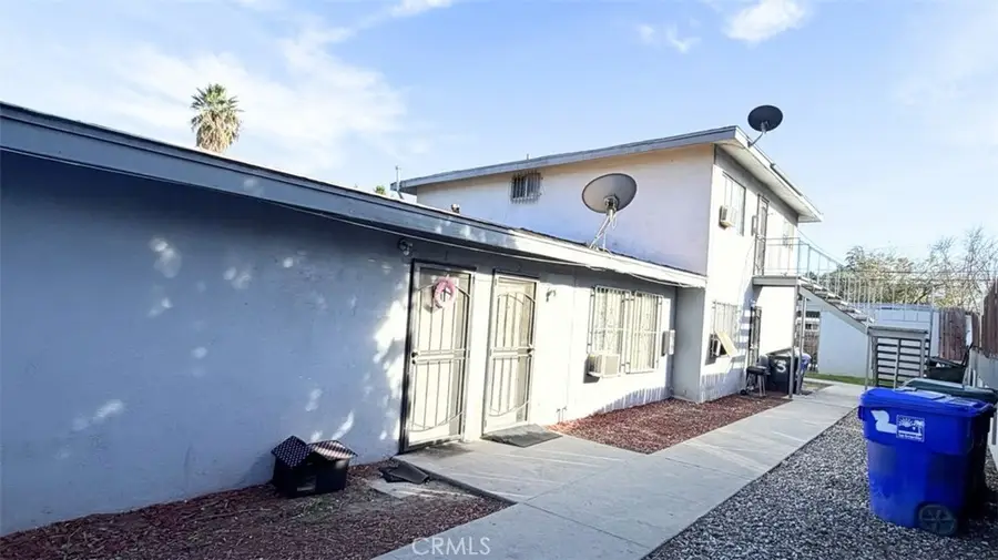 687 W 17th, San Bernardino, CA 92405 - #3