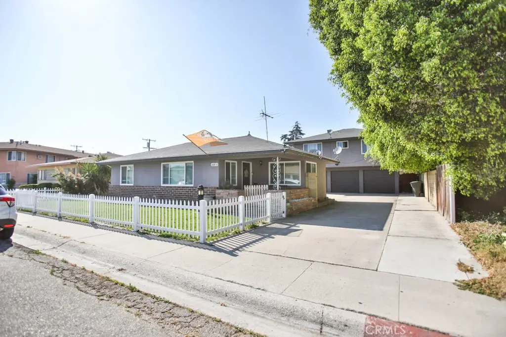 525 W Hampshire Avenue, Anaheim, CA 92805 - #1