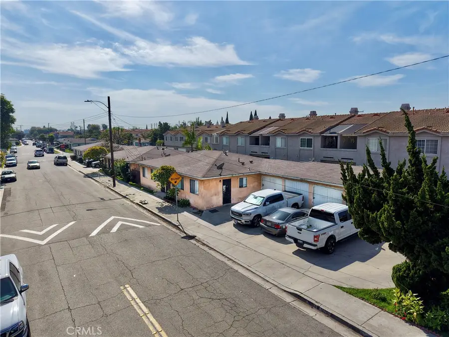 16101 Ansmith Ave, Paramount, CA 90723 - #2