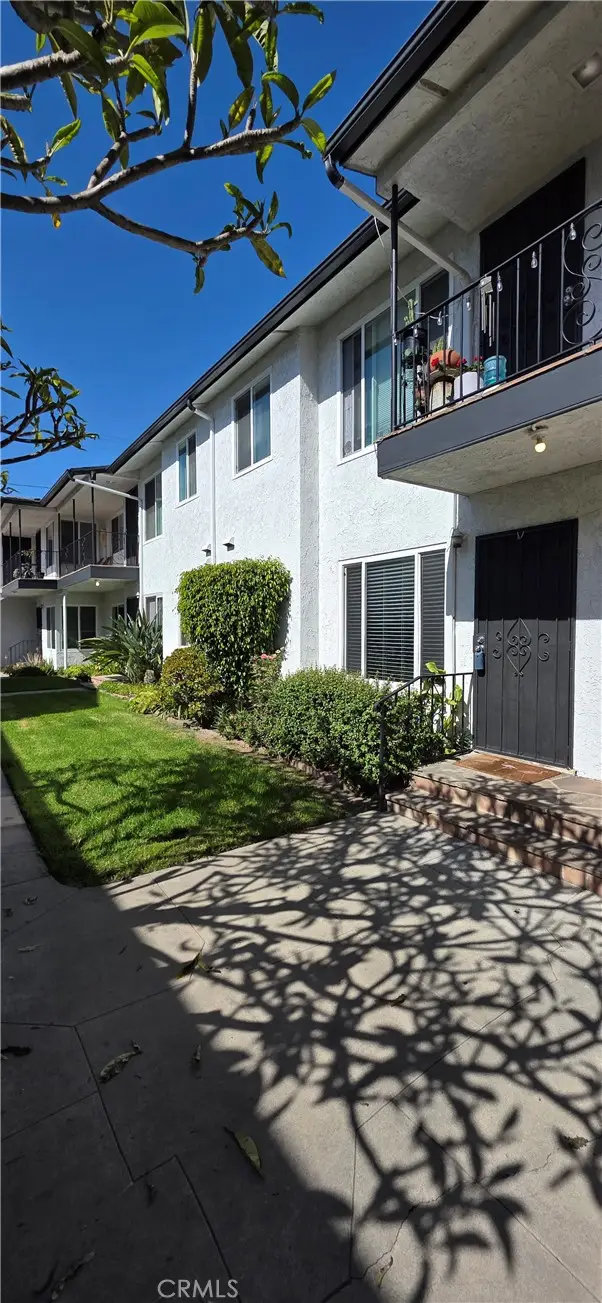 1057 E Appleton, Long Beach, CA 90802 - #2