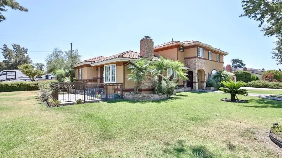 4704 E Centralia Street, Long Beach, CA 90808 - #2