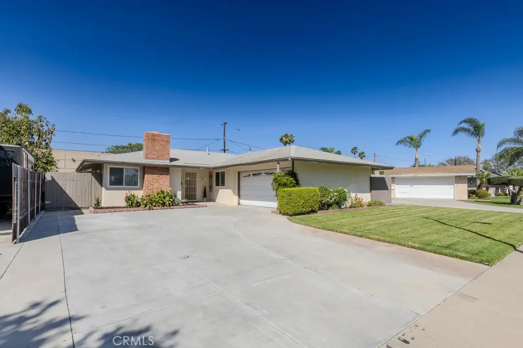 2219 W Coronet Avenue, Anaheim, CA 92801 - #1