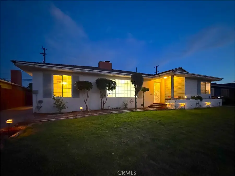 1048 E 45th Way, Long Beach, CA 90807 - #2