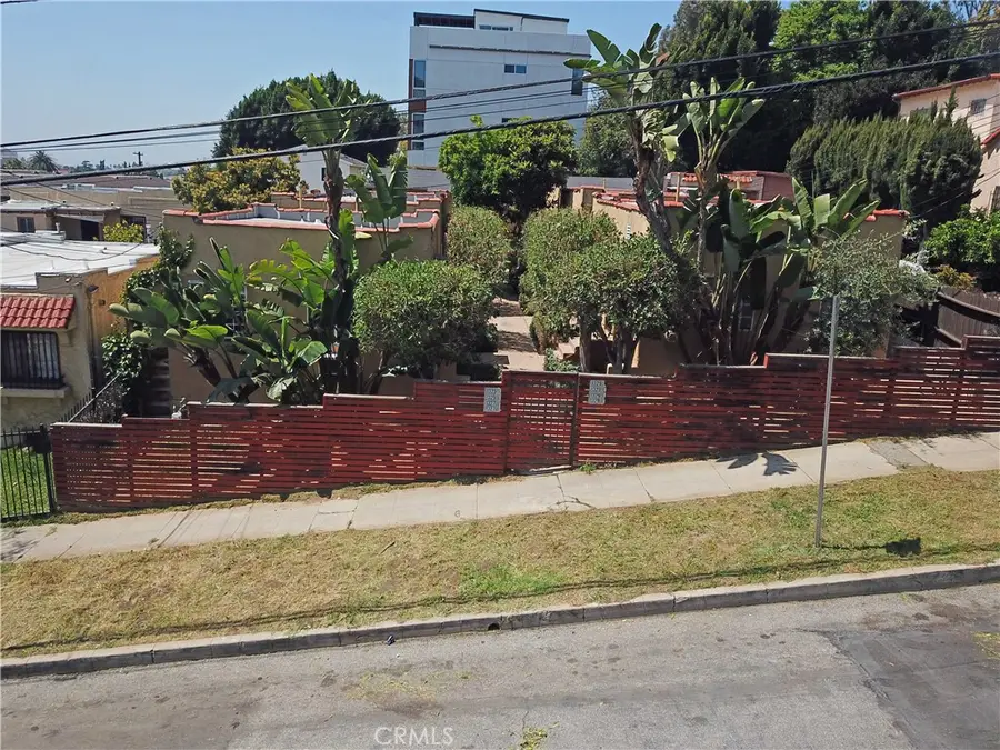 1325 Douglas Street, Los Angeles, CA 90026 - #3