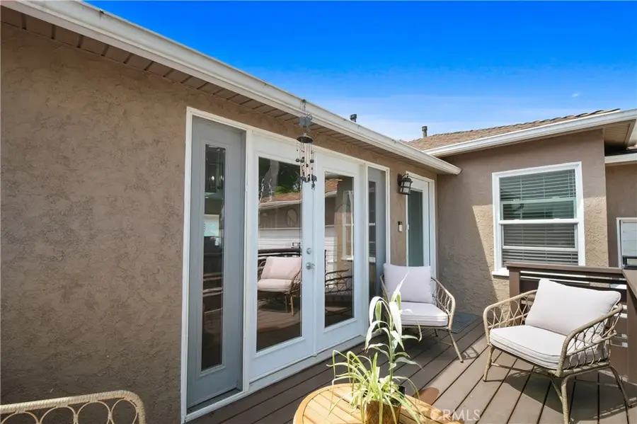 5215 Emporia Avenue, Culver City, CA 90230 - #3