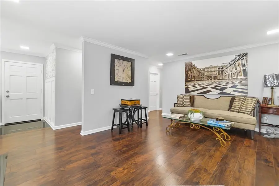 10978 Buckingham Way, Montclair, CA 91763 - #2