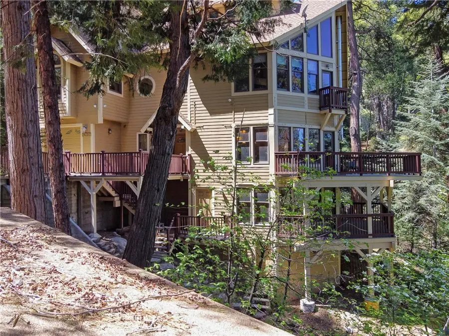 24782 Altdorf, Crestline, CA 92325 - #2