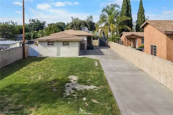 435 E Adams, Santa Ana, CA 92707