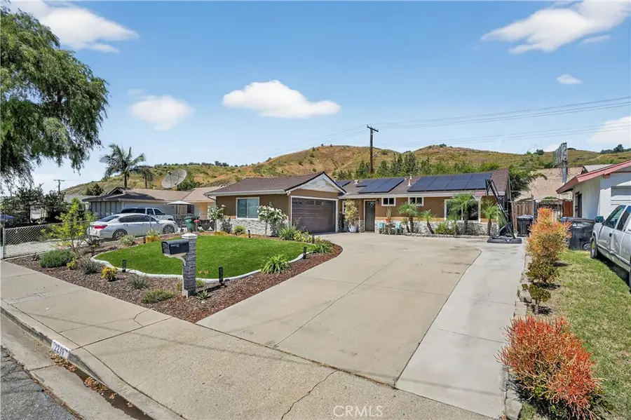 2239 Farringdon, Pomona, CA 91768 - #2