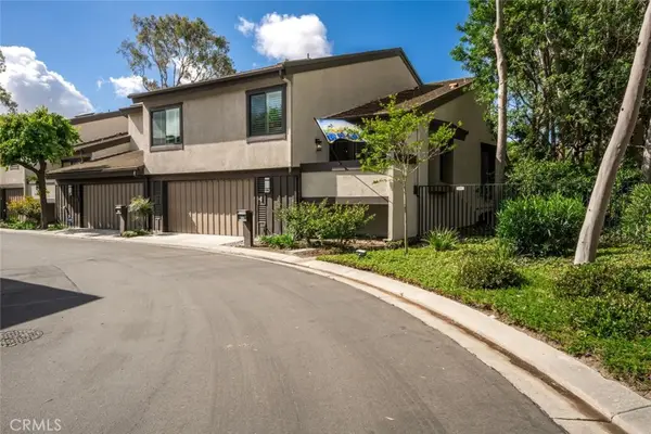 570 Old Ranch Road #17, Seal Beach, CA 90740