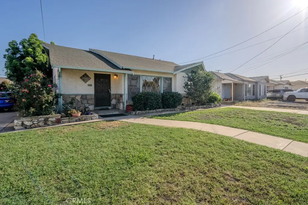 10010 Lindale, Bellflower, CA 90706 - #1