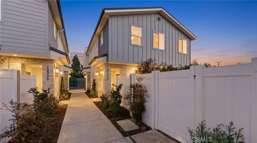 15540 Colorado Avenue, Paramount, CA 90723 - #1