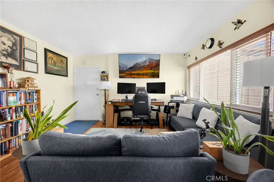 7135 Coldwater Canyon #14, North Hollywood, CA 91605 - #3