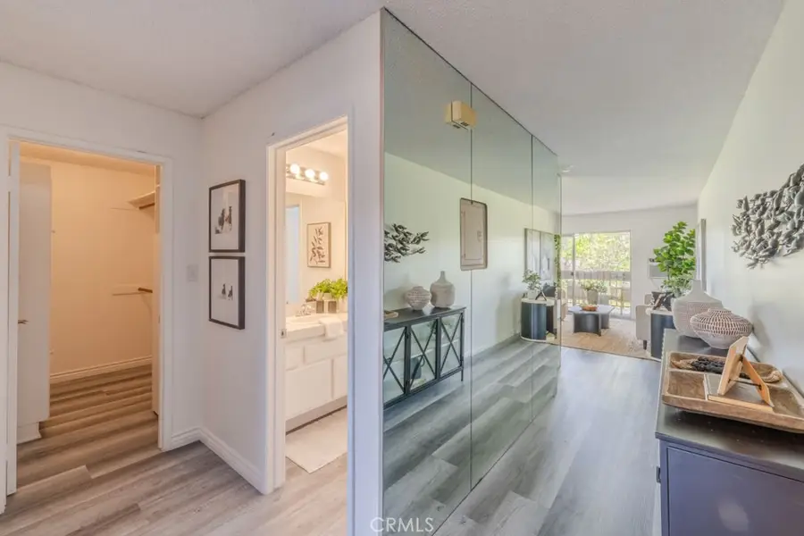 1061 Park Avenue #302, Long Beach, CA 90804 - #3