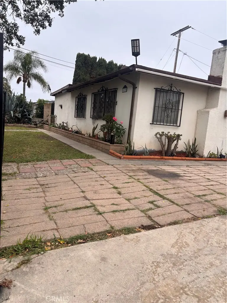 1638 W Pine Street, Santa Ana, CA 92707 - #2