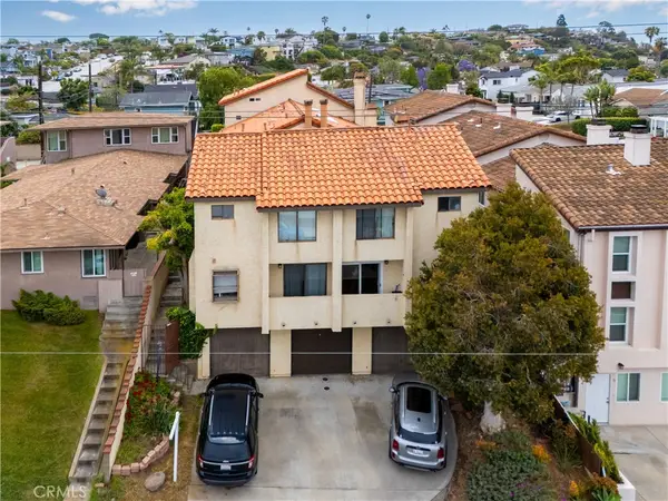 2061 Chatsworth #5, San Diego, CA 92107