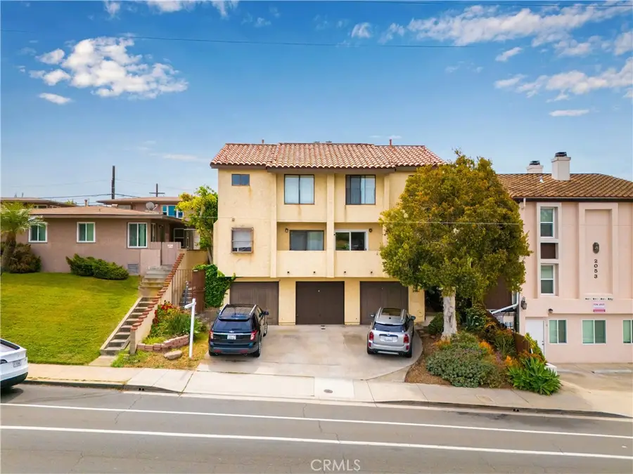 2061 Chatsworth #5, San Diego, CA 92107 - #3