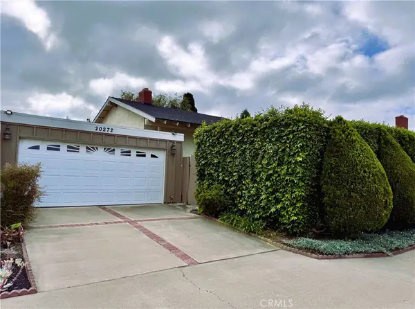 20272 Eastwood Circle, Huntington Beach, CA 92646